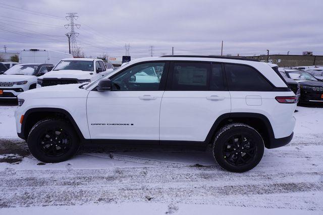 new 2025 Jeep Grand Cherokee car, priced at $39,141