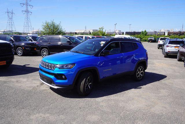 new 2025 Jeep Compass car, priced at $29,375