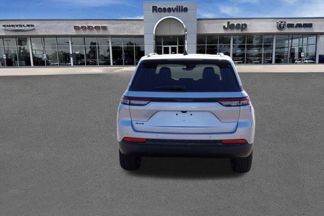 new 2025 Jeep Grand Cherokee car, priced at $41,388