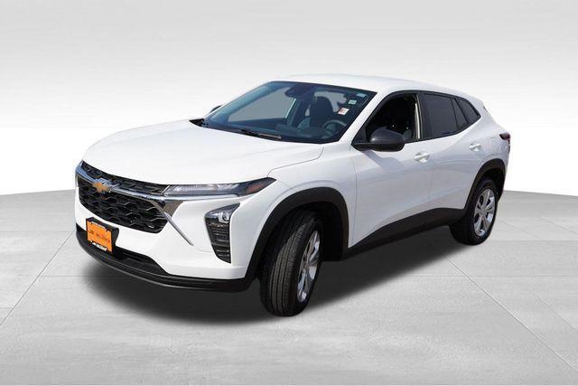 used 2024 Chevrolet Trax car, priced at $19,521