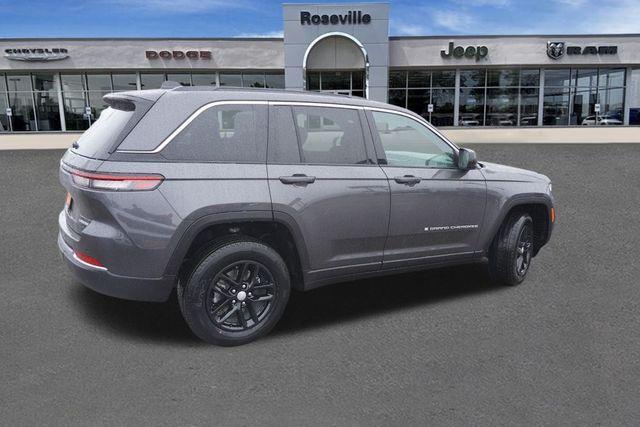 new 2025 Jeep Grand Cherokee car, priced at $39,253