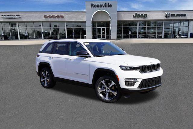 new 2025 Jeep Grand Cherokee car, priced at $43,790
