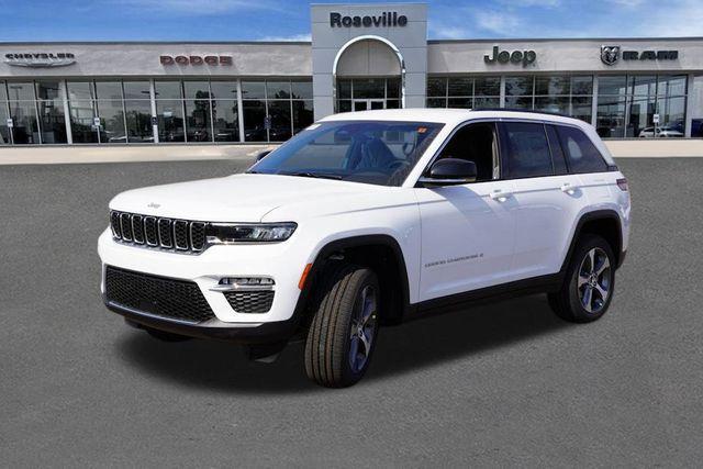 new 2025 Jeep Grand Cherokee car, priced at $43,790