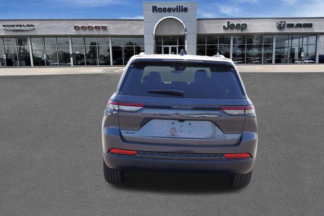new 2025 Jeep Grand Cherokee car, priced at $40,888