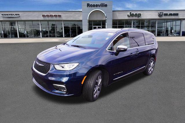 new 2025 Chrysler Pacifica car, priced at $52,736