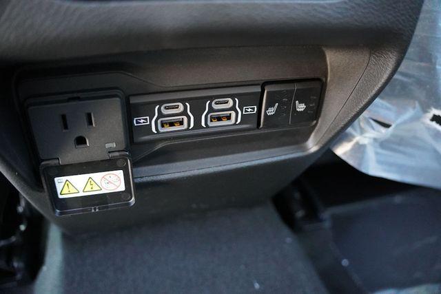 new 2025 Jeep Grand Cherokee car, priced at $44,308
