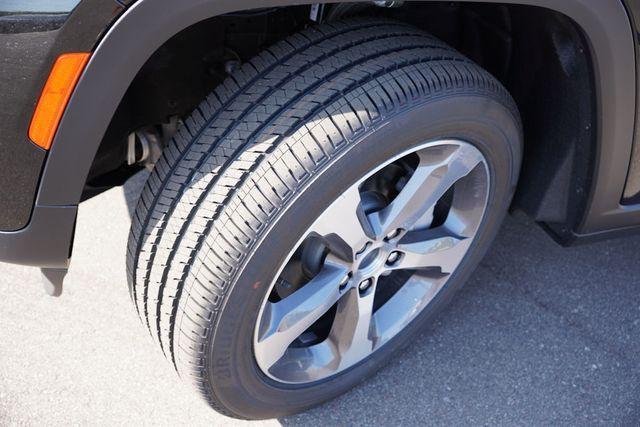 new 2025 Jeep Grand Cherokee car, priced at $44,308