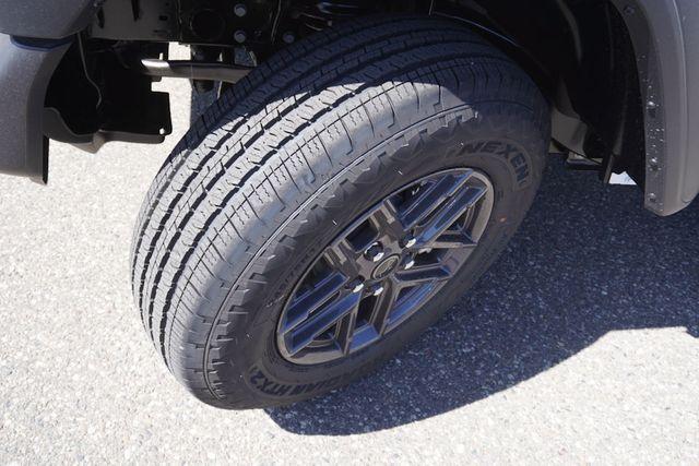 new 2025 Jeep Wrangler car, priced at $45,016