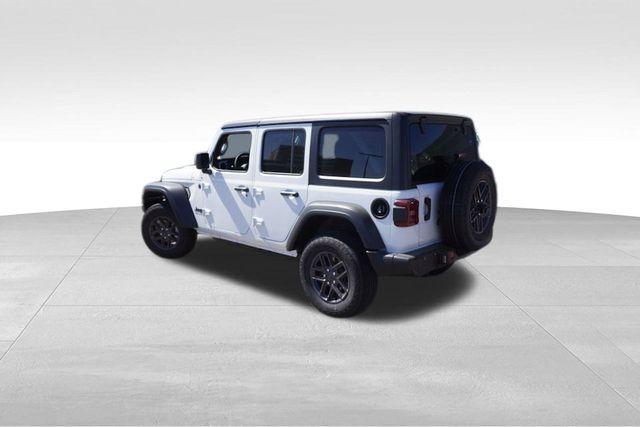 new 2025 Jeep Wrangler car, priced at $41,245