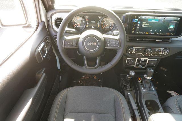 new 2025 Jeep Wrangler car, priced at $45,016