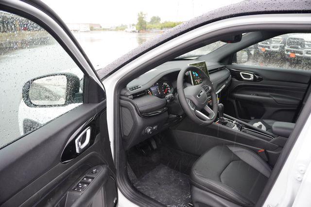 new 2025 Jeep Compass car, priced at $34,815