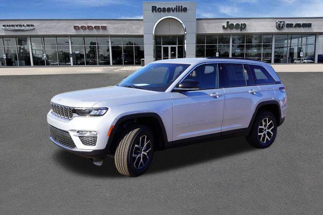 new 2025 Jeep Grand Cherokee car, priced at $43,524