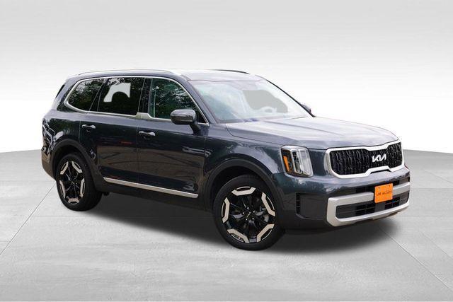 used 2024 Kia Telluride car, priced at $35,978