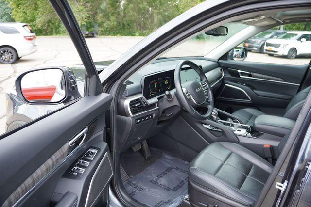 used 2024 Kia Telluride car, priced at $35,978