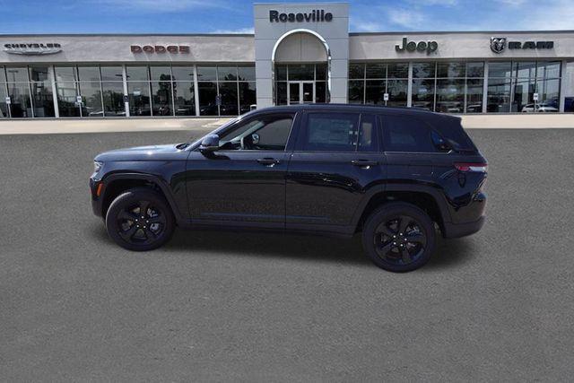 new 2025 Jeep Grand Cherokee car, priced at $44,775
