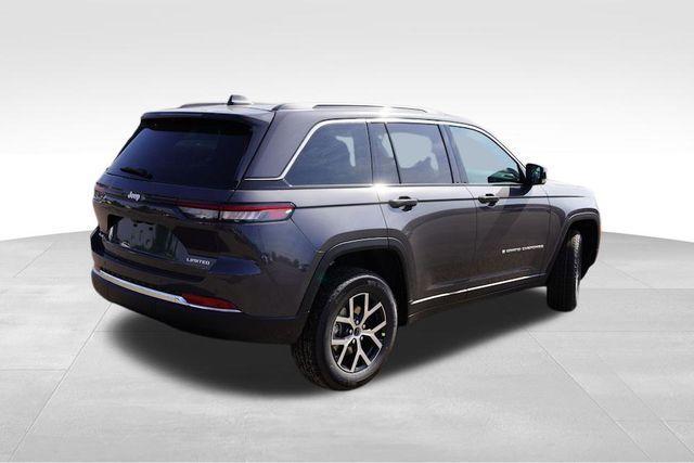 new 2025 Jeep Grand Cherokee car, priced at $40,380
