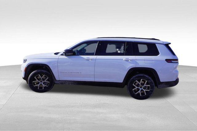 new 2025 Jeep Grand Cherokee L car, priced at $40,358