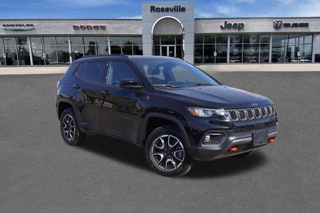 new 2024 Jeep Compass car, priced at $32,137