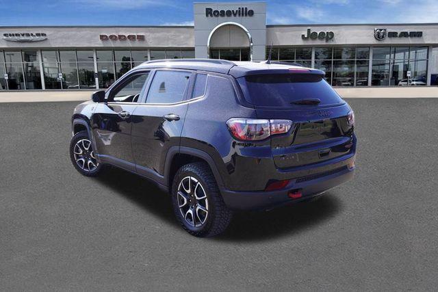 new 2024 Jeep Compass car, priced at $32,137