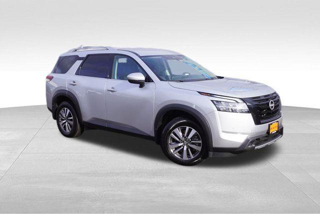 used 2023 Nissan Pathfinder car, priced at $35,387