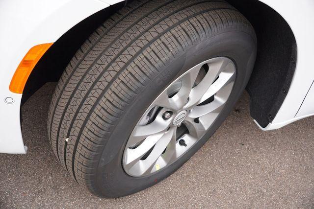 new 2026 Chrysler Pacifica car, priced at $42,033