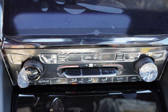 new 2025 Jeep Grand Cherokee car, priced at $44,087