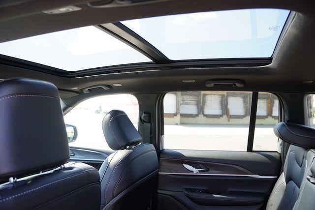 new 2025 Jeep Grand Cherokee car, priced at $44,087