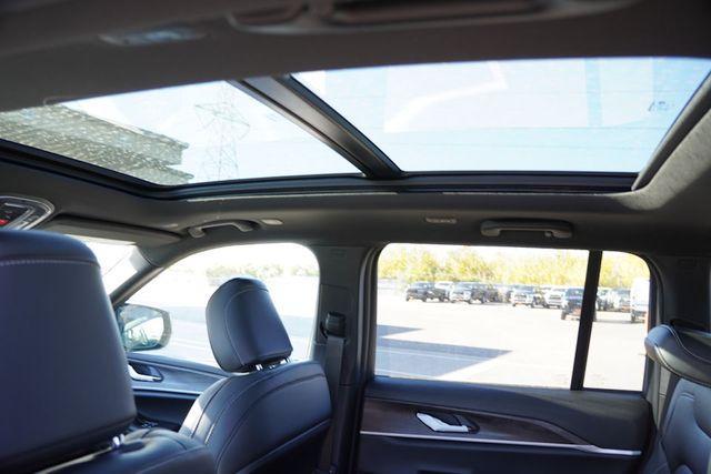 new 2025 Jeep Grand Cherokee car, priced at $50,586