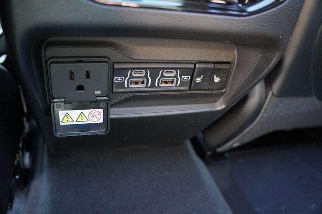 new 2025 Jeep Grand Cherokee car, priced at $50,586