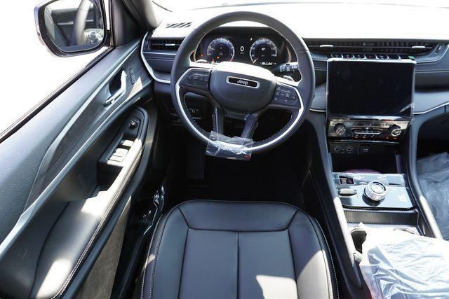 new 2025 Jeep Grand Cherokee L car, priced at $43,536