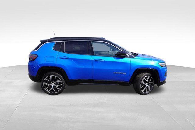 new 2024 Jeep Compass car, priced at $31,893