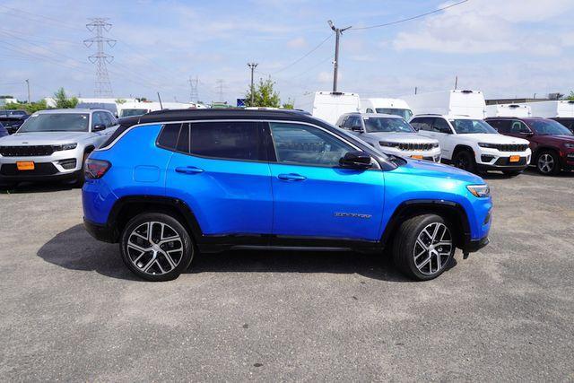 new 2024 Jeep Compass car, priced at $34,992