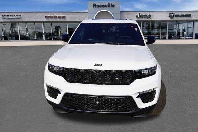 new 2025 Jeep Grand Cherokee car, priced at $44,400