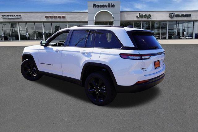 new 2025 Jeep Grand Cherokee car, priced at $44,400