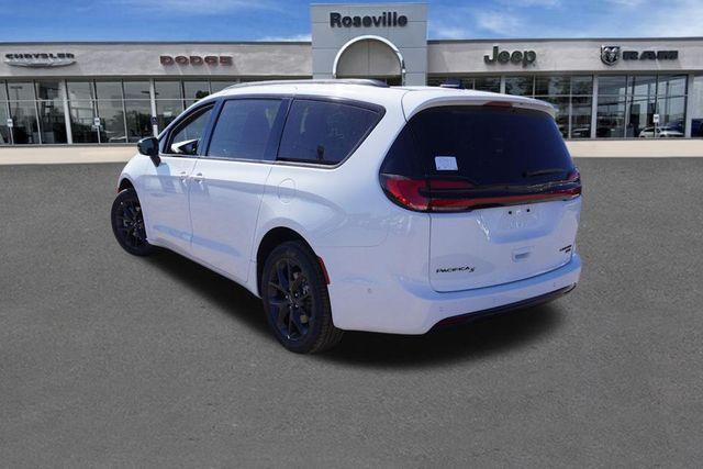 new 2024 Chrysler Pacifica car, priced at $49,642