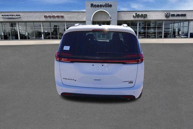 new 2024 Chrysler Pacifica car, priced at $49,642
