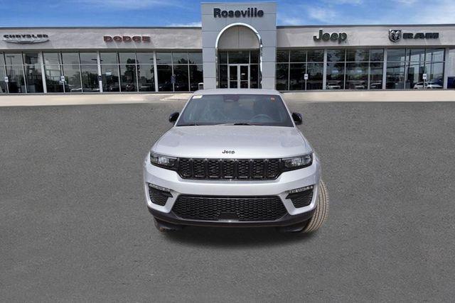 new 2025 Jeep Grand Cherokee car, priced at $44,820