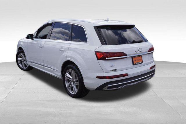 used 2023 Audi Q7 car, priced at $36,594
