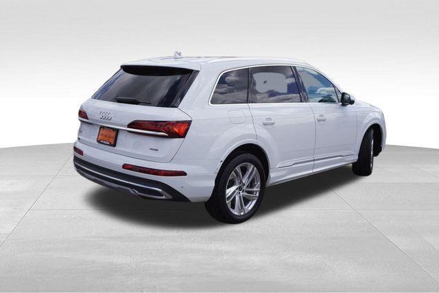 used 2023 Audi Q7 car, priced at $36,594