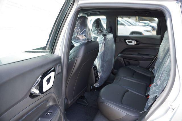 new 2025 Jeep Compass car, priced at $32,123