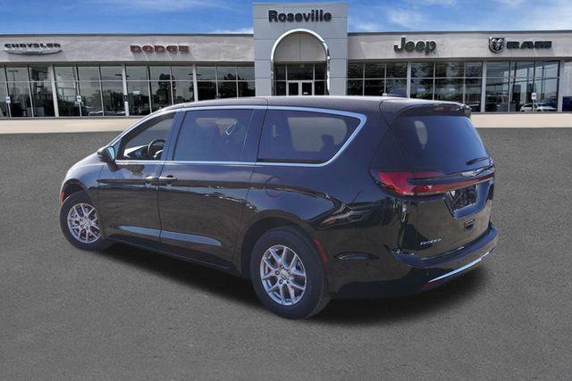 new 2025 Chrysler Pacifica car, priced at $40,272