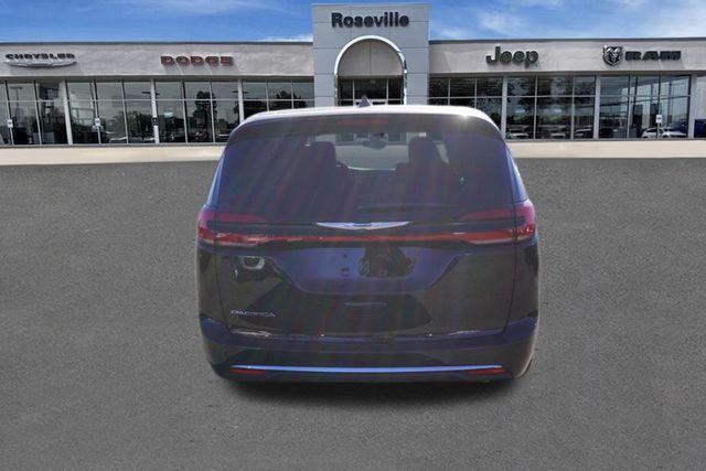 new 2025 Chrysler Pacifica car, priced at $40,272