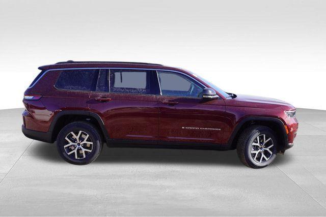 new 2025 Jeep Grand Cherokee L car, priced at $42,671