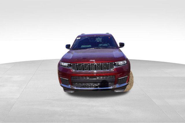 new 2025 Jeep Grand Cherokee L car, priced at $41,175