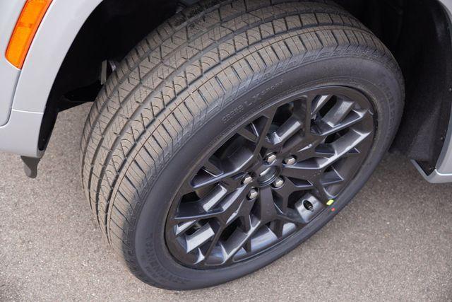 new 2025 Jeep Grand Cherokee car, priced at $62,916