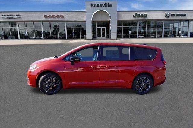 new 2026 Chrysler Pacifica car, priced at $40,794