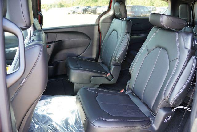 new 2026 Chrysler Pacifica car, priced at $40,794