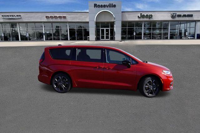 new 2026 Chrysler Pacifica car, priced at $40,794