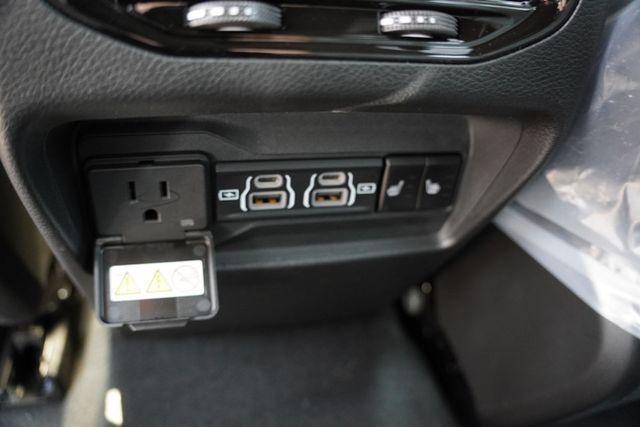 new 2025 Jeep Grand Cherokee car, priced at $41,208