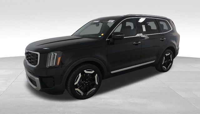 used 2023 Kia Telluride car, priced at $32,778